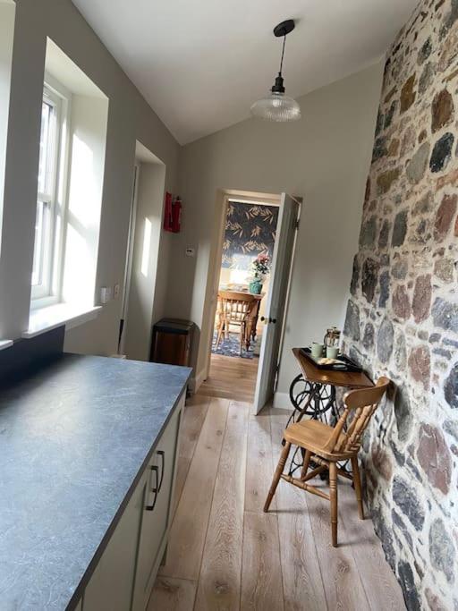 Signalman'S Cottage In Clachnaharry South Kessock Екстериор снимка