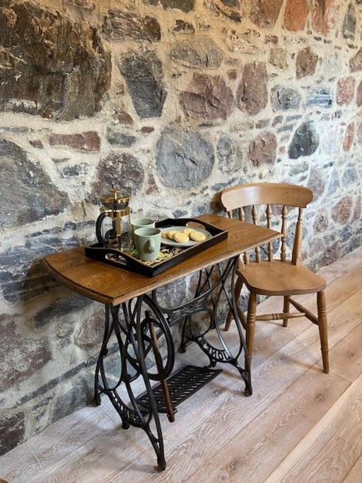Signalman'S Cottage In Clachnaharry South Kessock Екстериор снимка